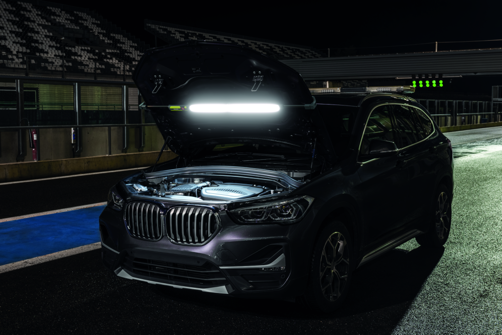 Xperion 6100 Bonnet Faltbar Motorraumleuchte